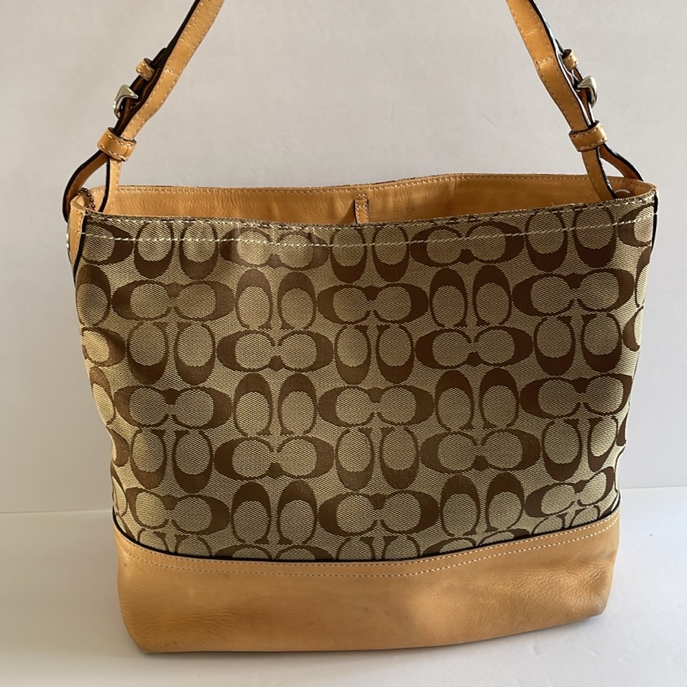 Coach Vintage Hamptons Signature Hobo Khaki Tan - Picture 3 of 13